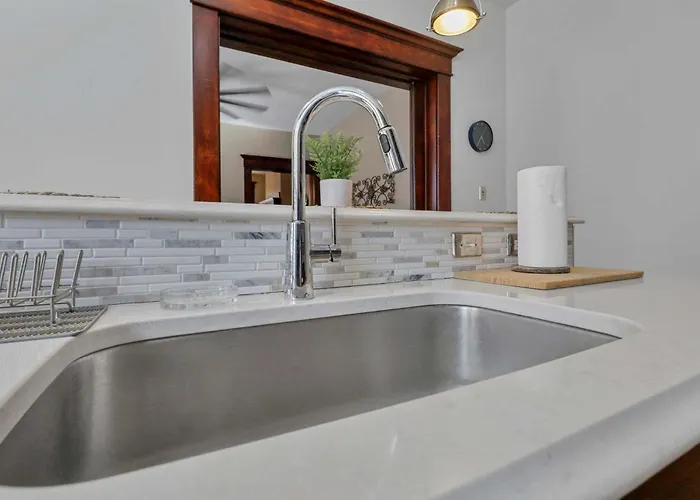 4 Bed Townhome Near Goodale Park Сasa de vacaciones