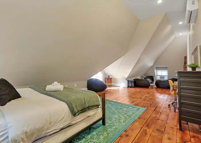 4 Bed Townhome Near Goodale Park Сasa de vacaciones *