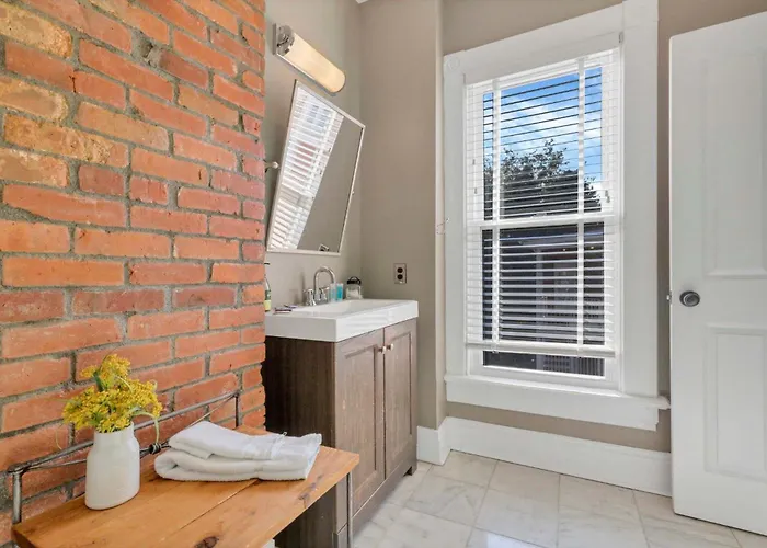 Сasa de vacaciones 4 Bed Townhome Near Goodale Park *