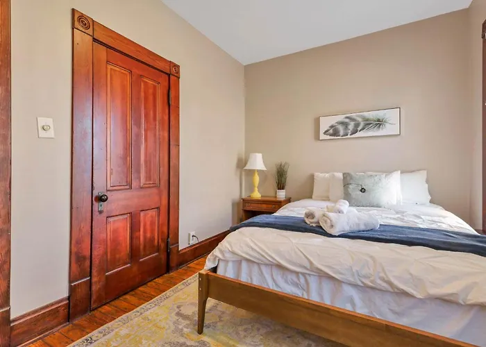 Сasa de vacaciones 4 Bed Townhome Near Goodale Park Columbus