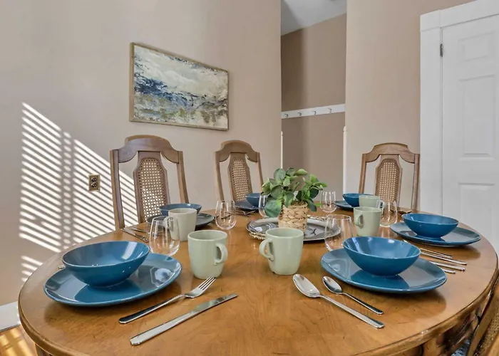 4 Bed Townhome Near Goodale Park Сasa de vacaciones *