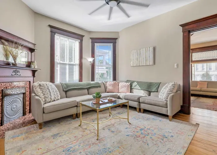 4 Bed Townhome Near Goodale Park * Columbus